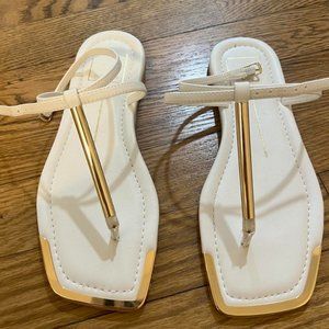 Dolce Vita Sandals, white, size 6
